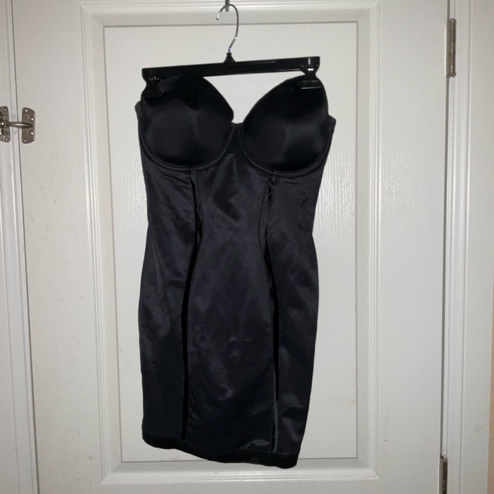Slip - Picture 2 of 5